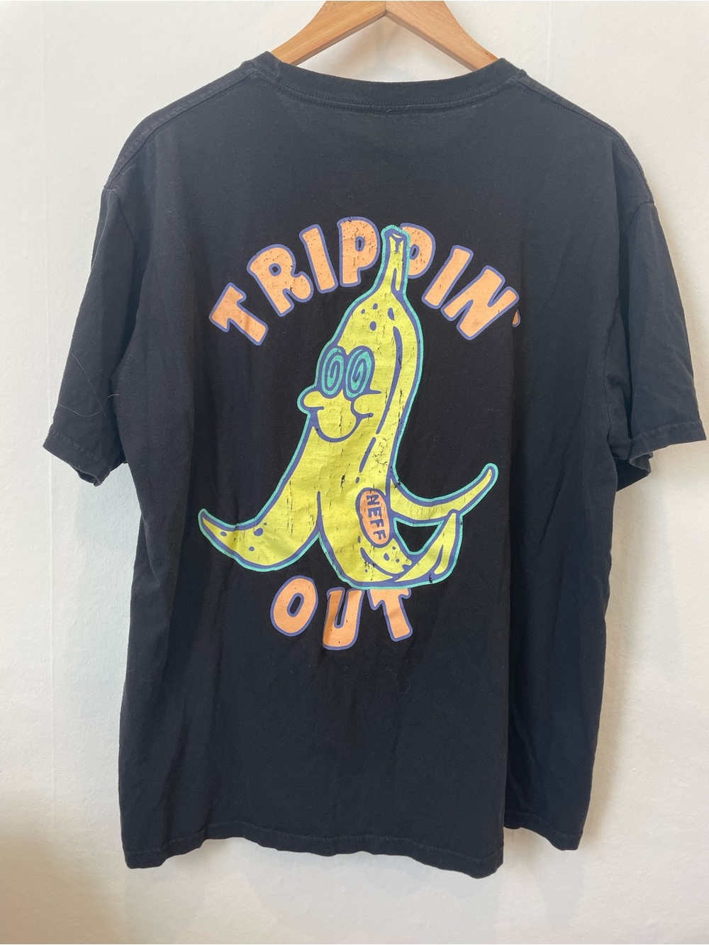 Neff Trippin Out size XL